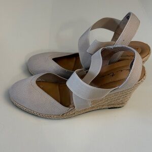 BEV ESPADRILLE WEDGE